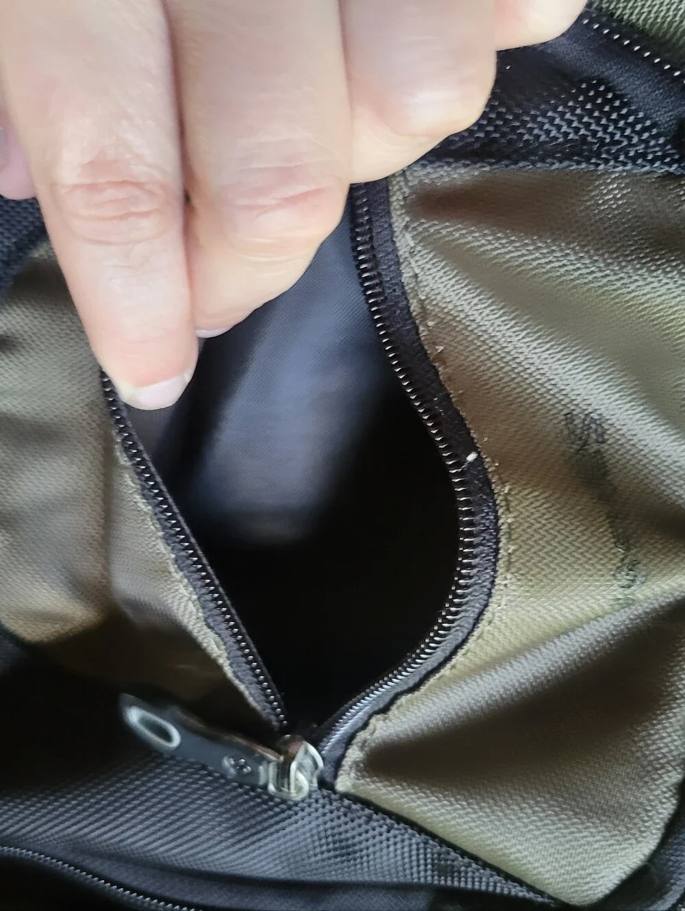 Samsonite Tectonic Backpack (Medium)